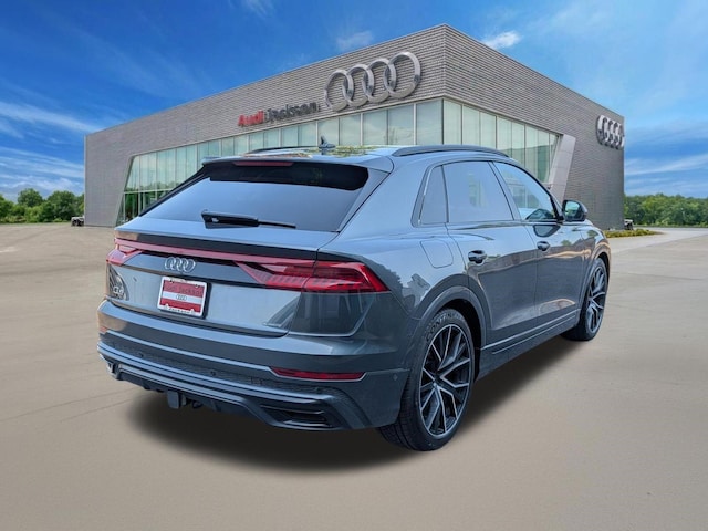 2021 Audi Q8