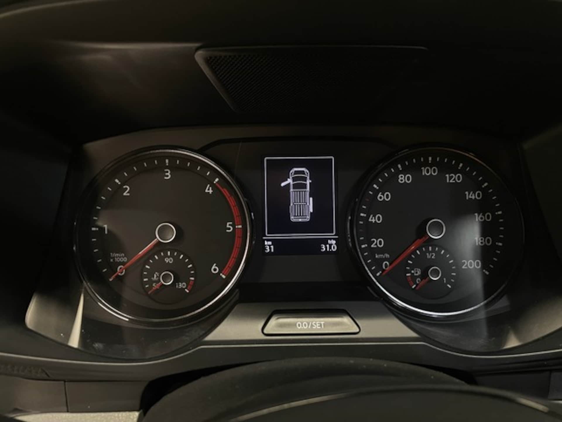 Volkswagen Crafter Kasten mittlerer Radstand