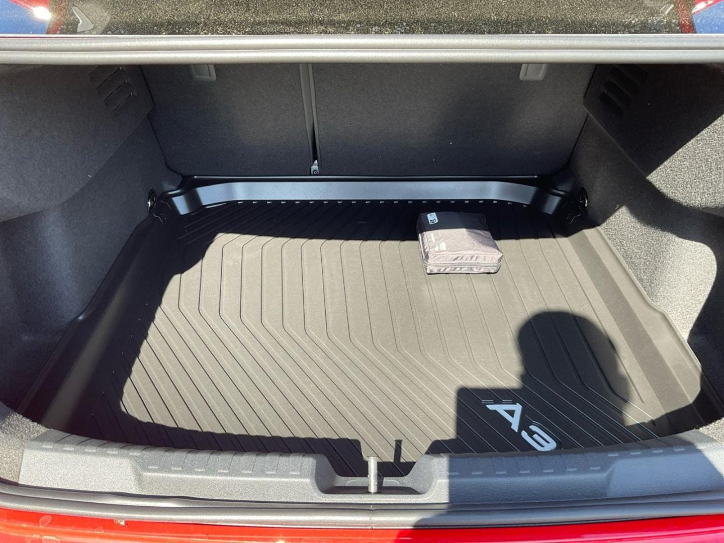 Bild über Audi A3 Limousine S line 35 TDI S tronic - für weitere Informationen kontaktieren Sie den Audi Partner