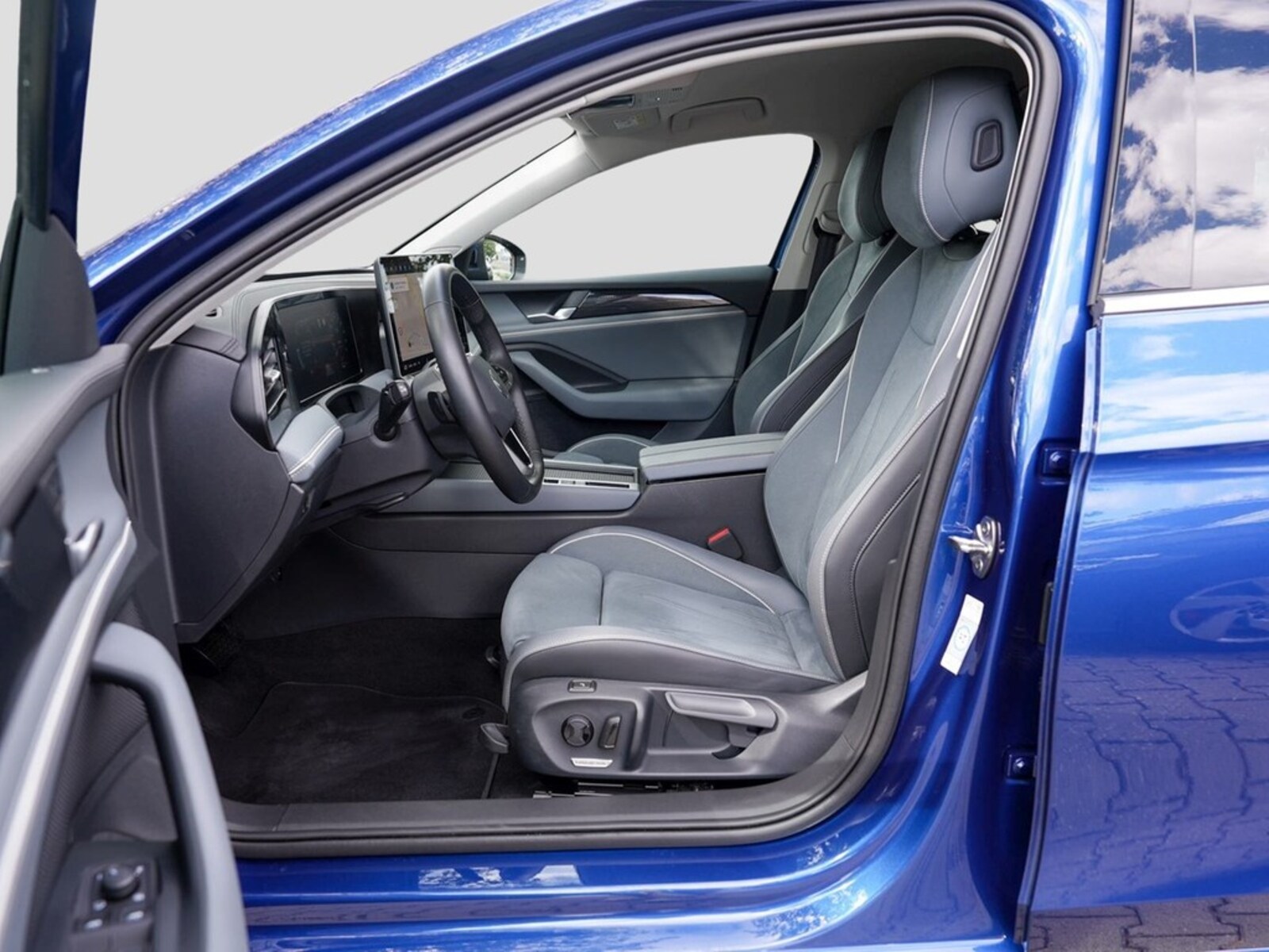 Volkswagen Passat – Bild 14