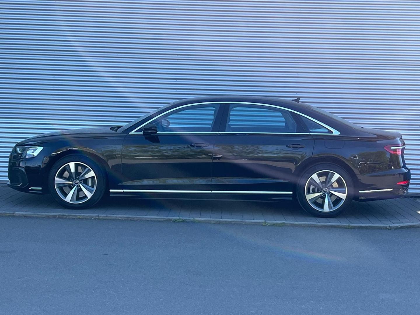 Image about Audi A8 L TFSI e 60 TFSI e quattro tiptronic