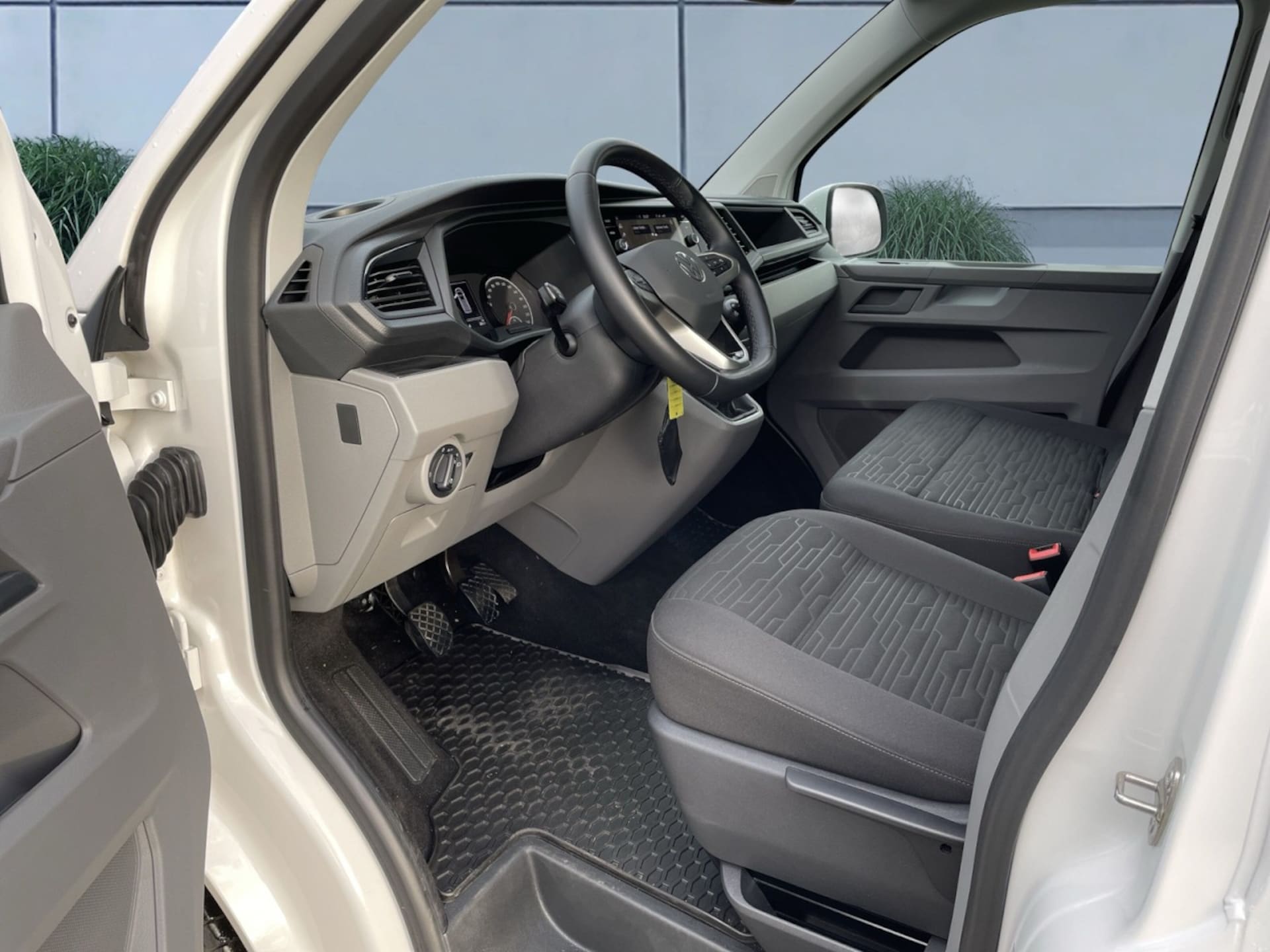 Volkswagen T6.1 Caravelle kurzer Radstand Comfortline