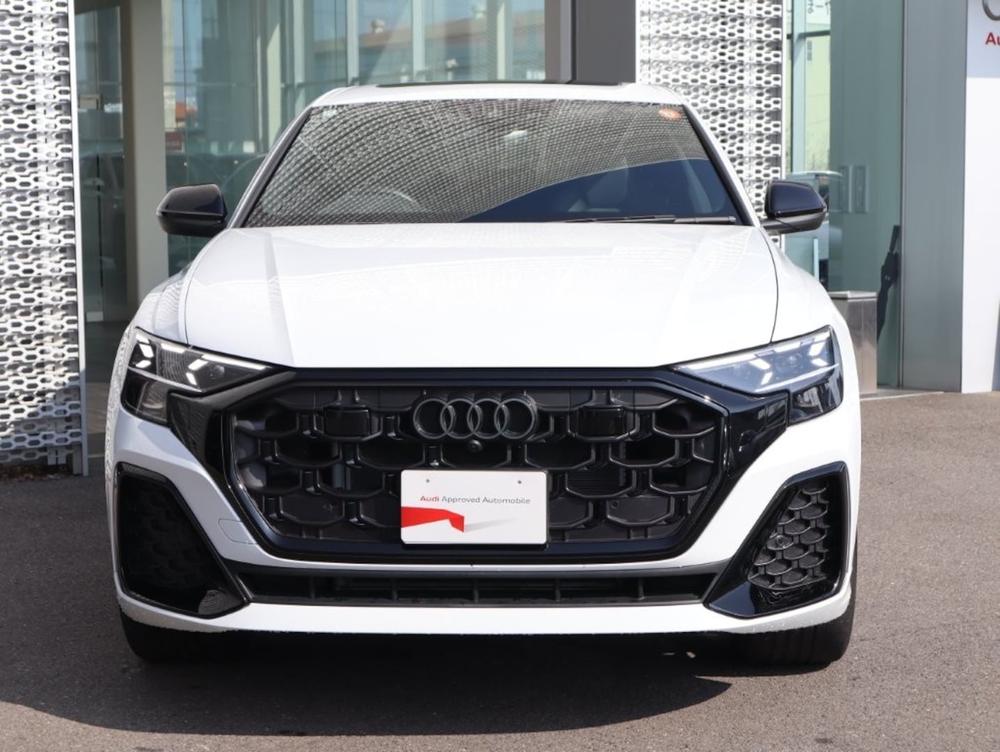 Audi Q8 SUV 50 TDI quattro 200(272) kW(PS) tiptronic for more details contact your dealer