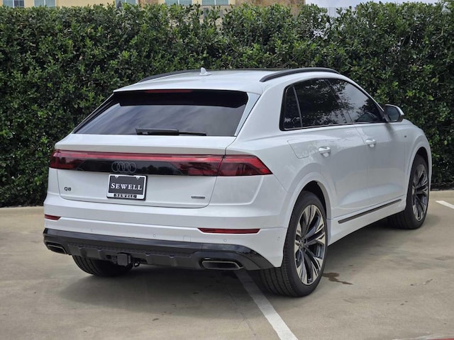 2026 Audi Q8