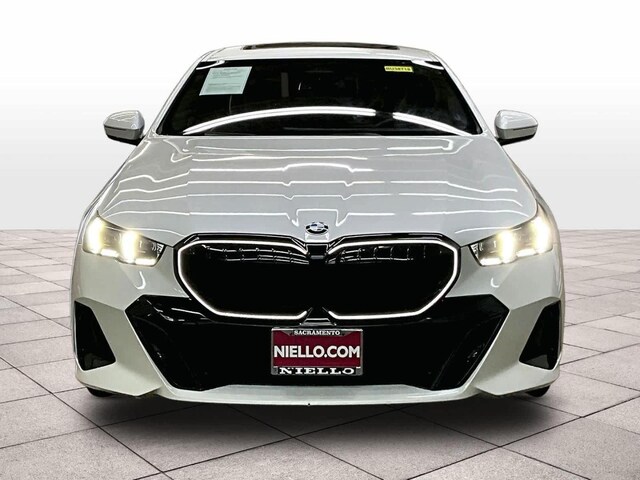 2026 BMW 530i