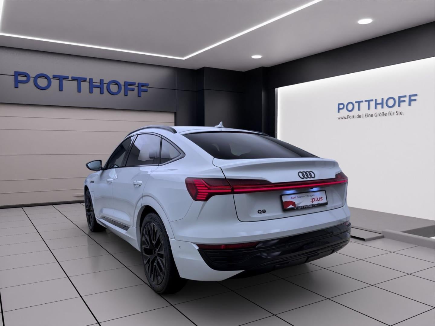 Bild über Audi Q8 Sportback e-tron advanced 50 e-tron quattro - für weitere Informationen kontaktieren Sie den Audi Partner