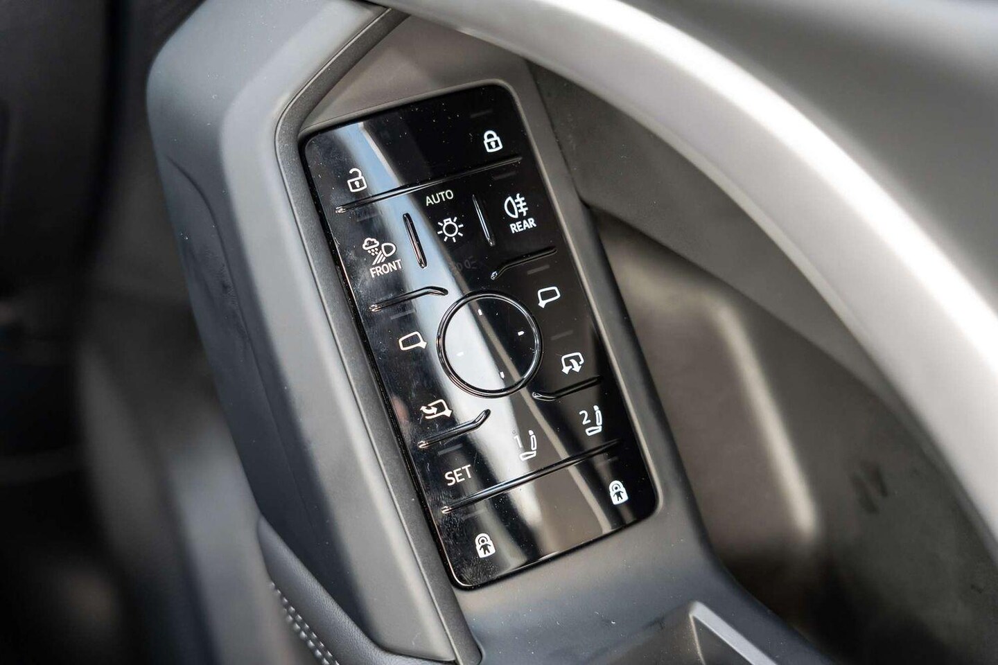 Image about Audi Q5 SUV TFSI quattro 200 kW sport