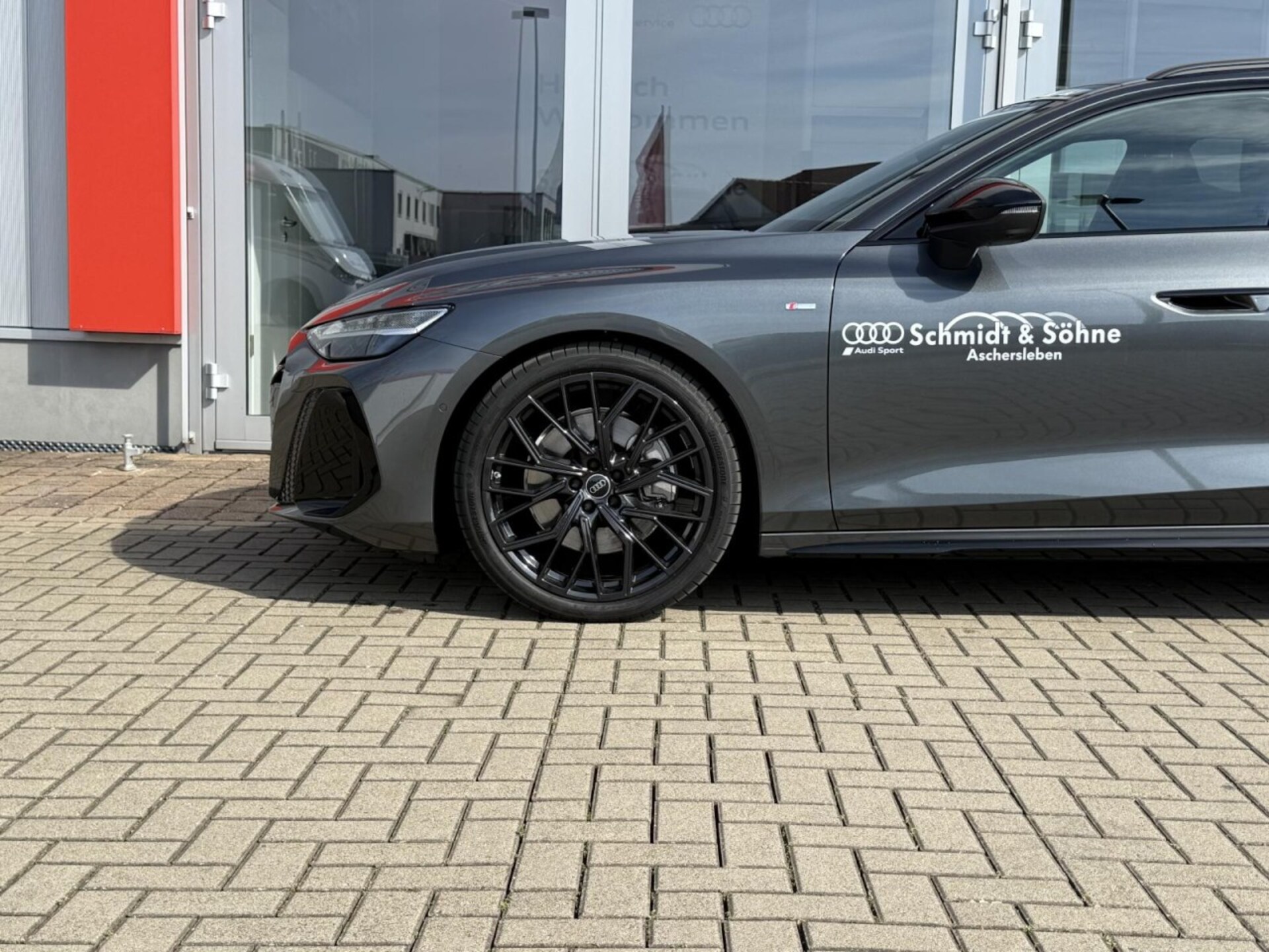 Audi A6 Avant edition one