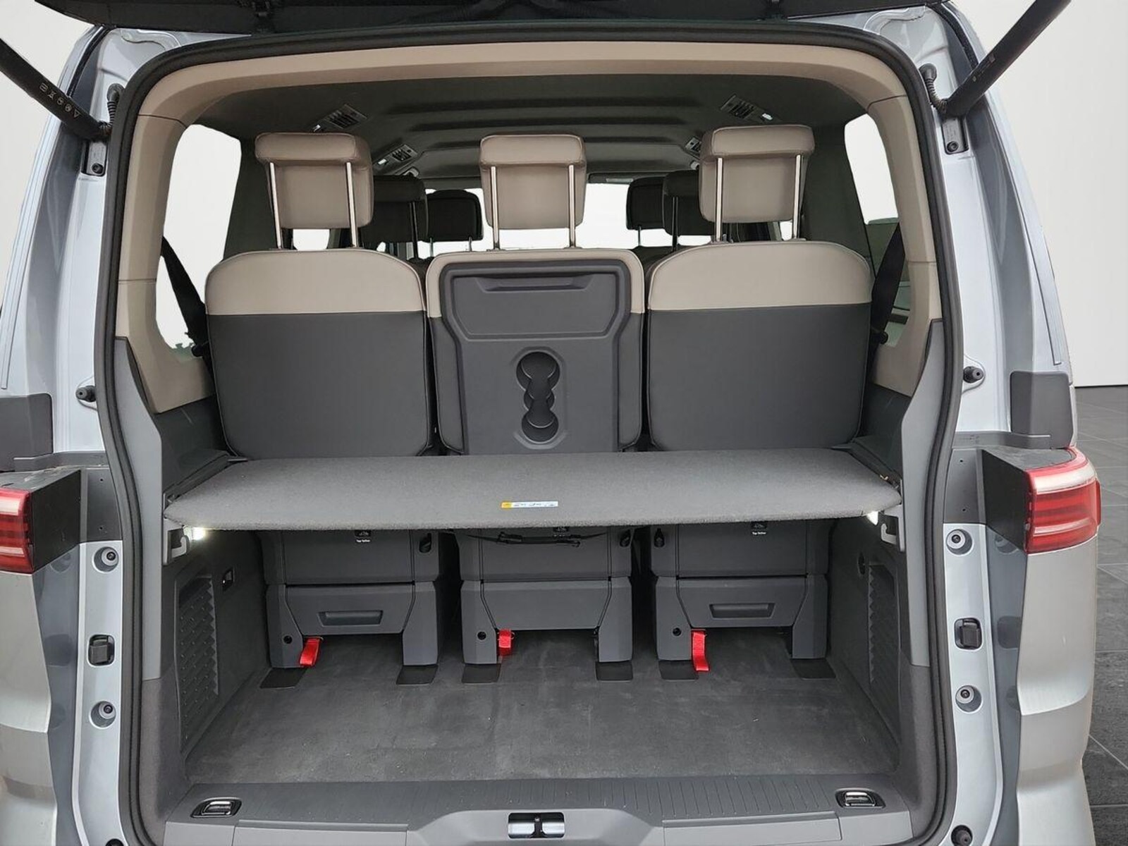 Volkswagen Multivan Langversion – Bild 18