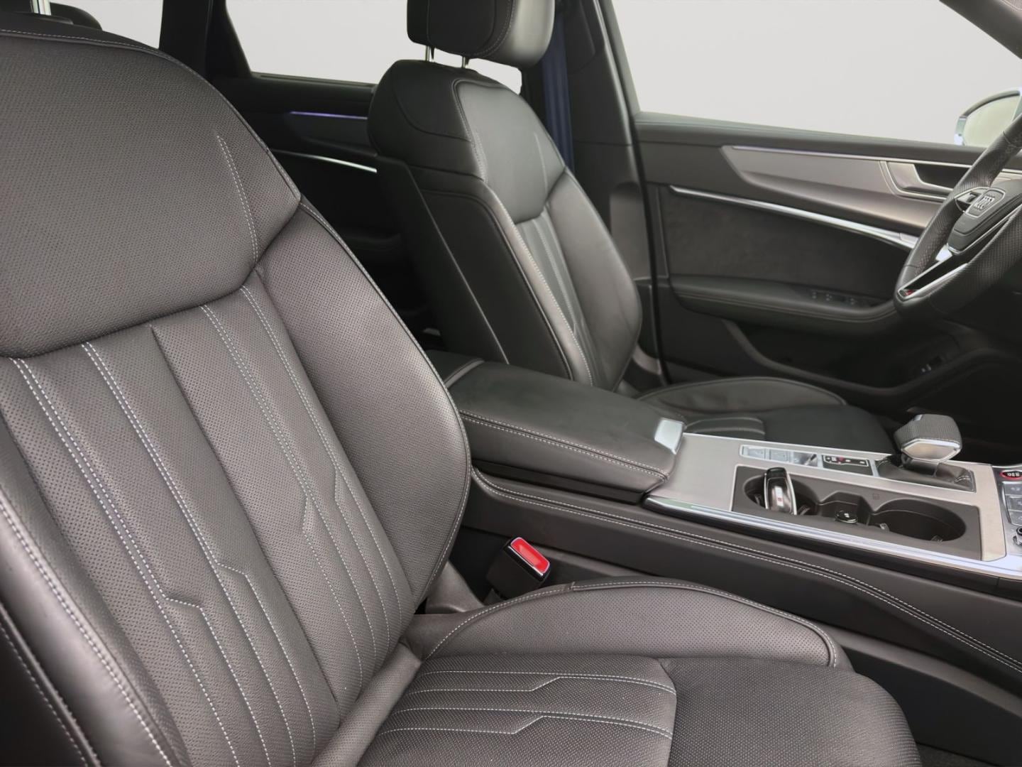 Bild über Audi S6 Avant TDI quattro tiptronic - für weitere Informationen kontaktieren Sie den Audi Partner
