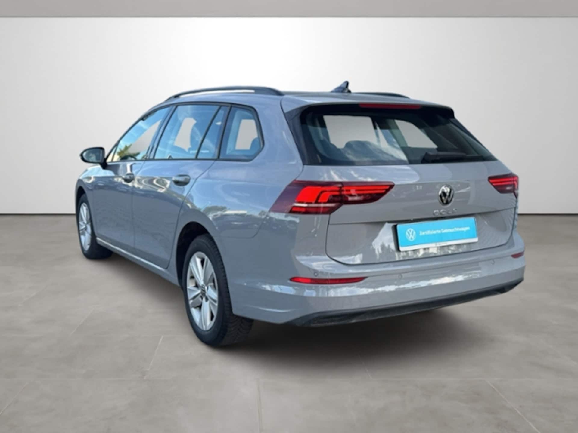 Volkswagen Golf Variant Life