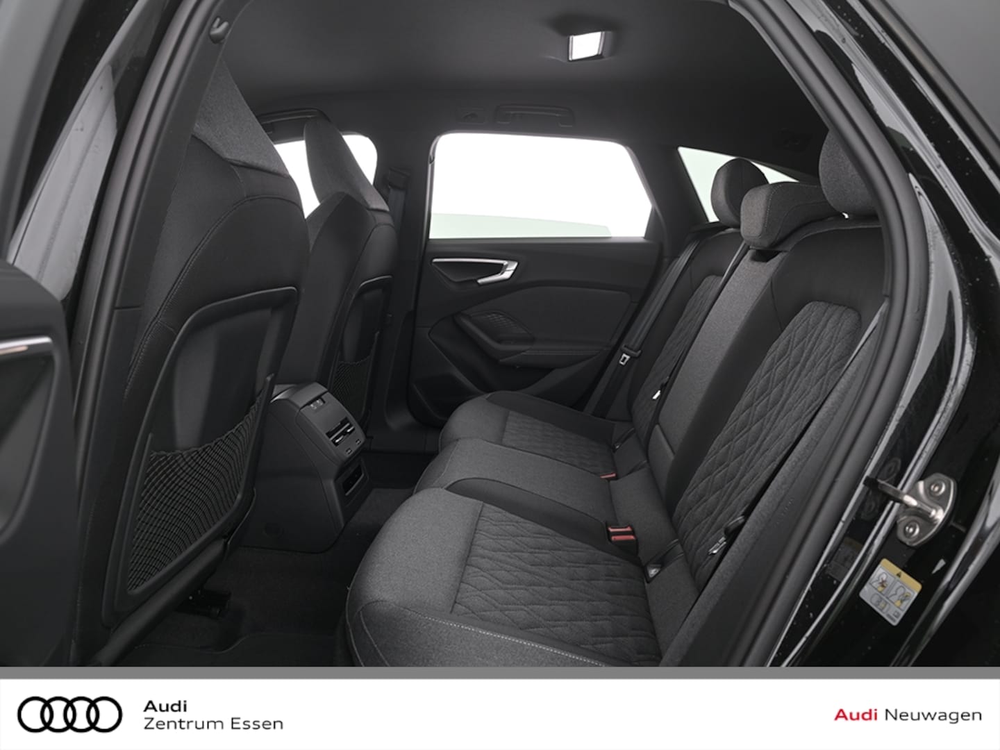 Bild über Audi A5 Avant TFSI 150 kW S tronic - für weitere Informationen kontaktieren Sie den Audi Partner