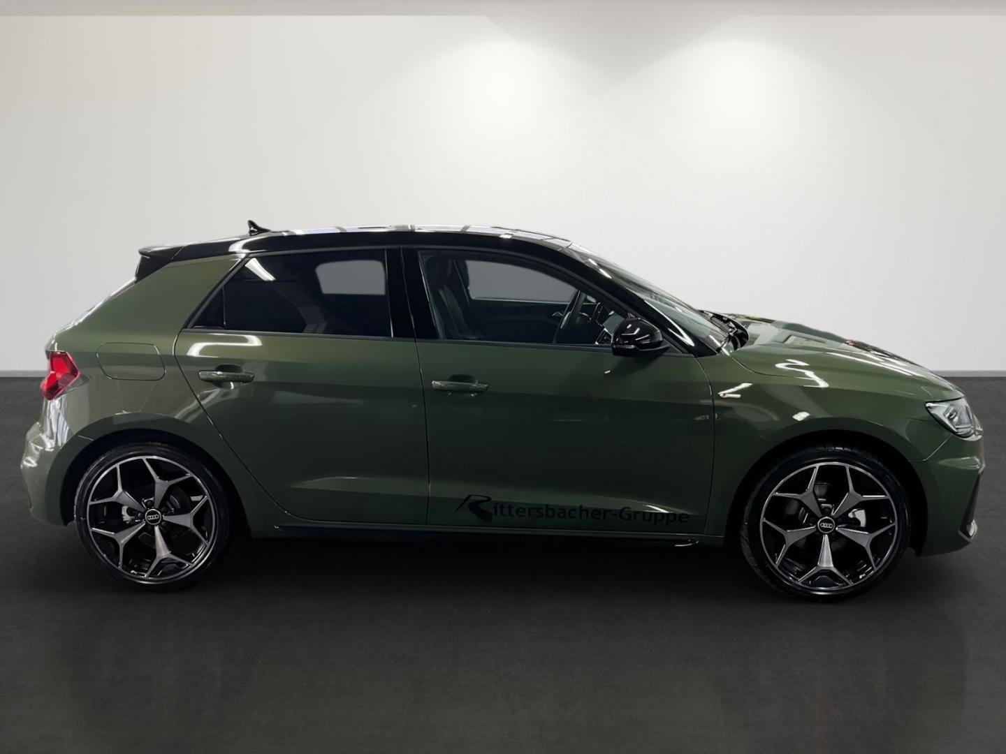 Bild über Audi A1 Sportback S line 30 TFSI S tronic - für weitere Informationen kontaktieren Sie den Audi Partner