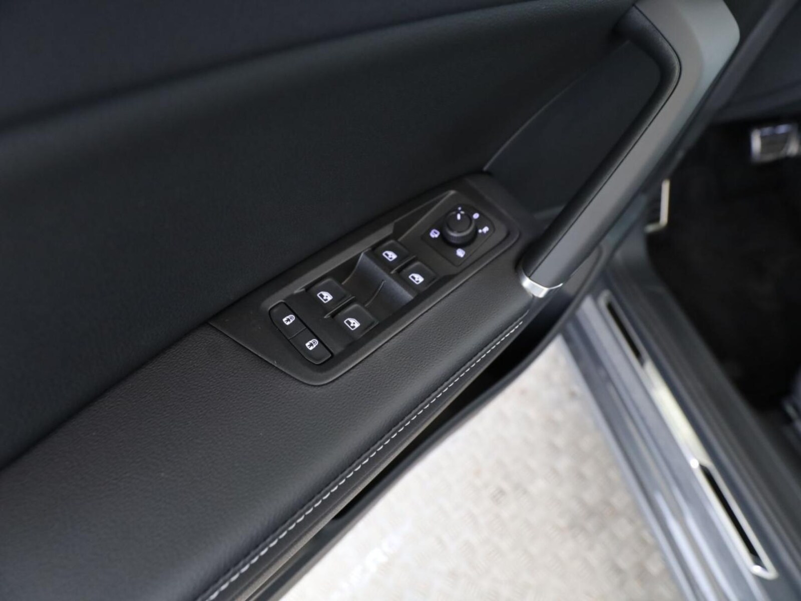 Volkswagen Touran – Bild 14