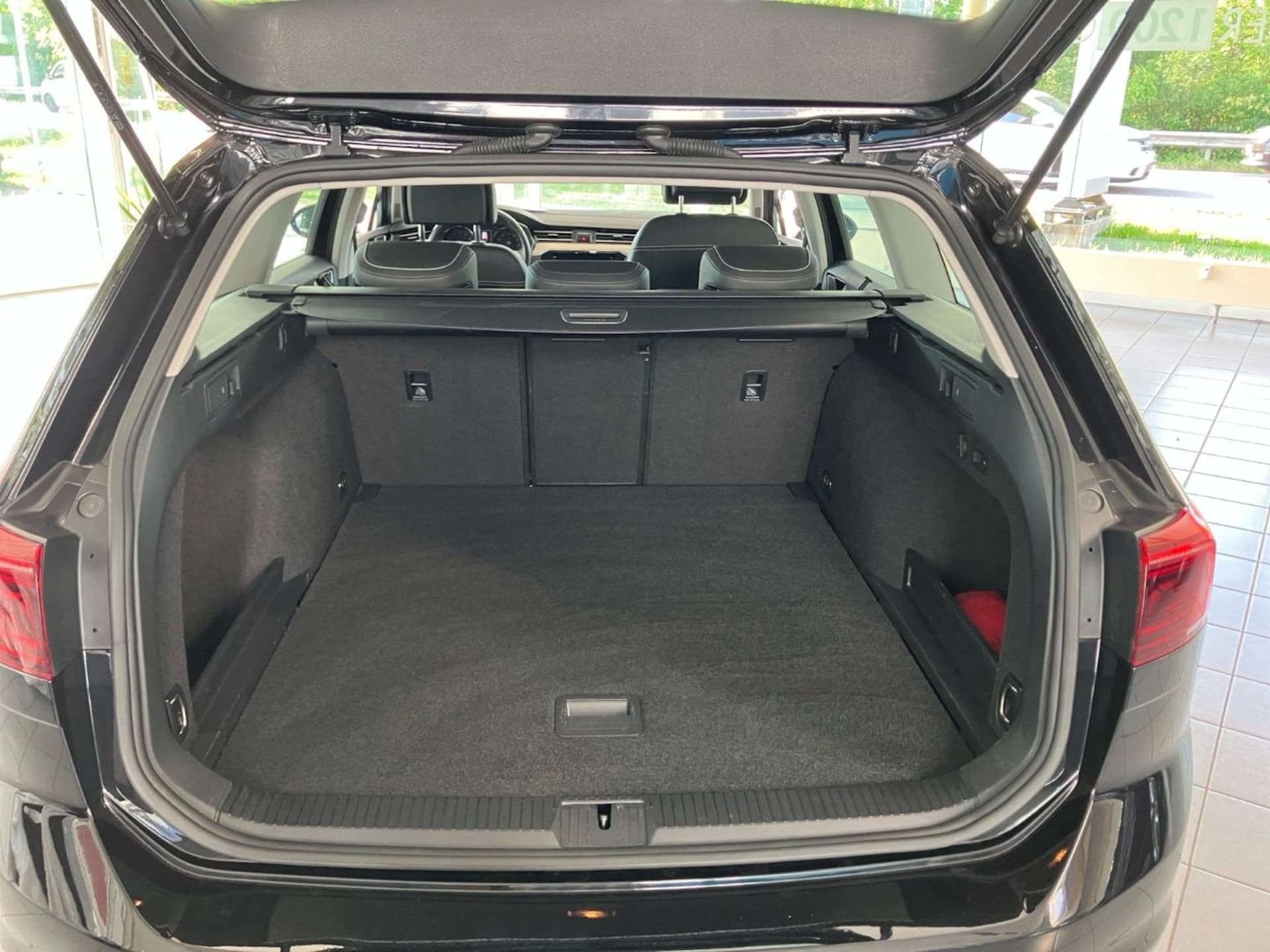 Volkswagen Passat Variant Elegance