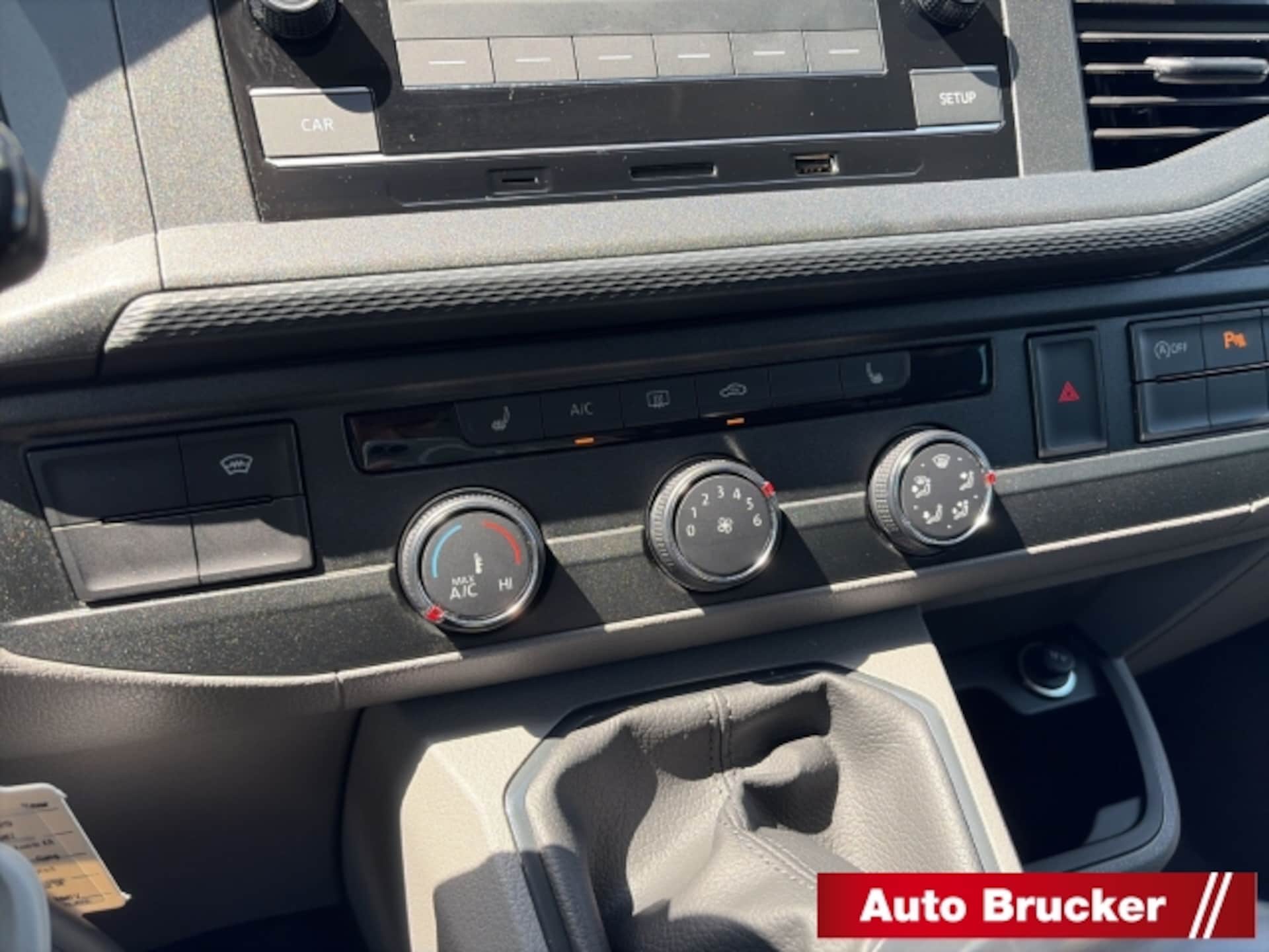 Volkswagen T6.1 Transporter Kombi kurzer Radstand
