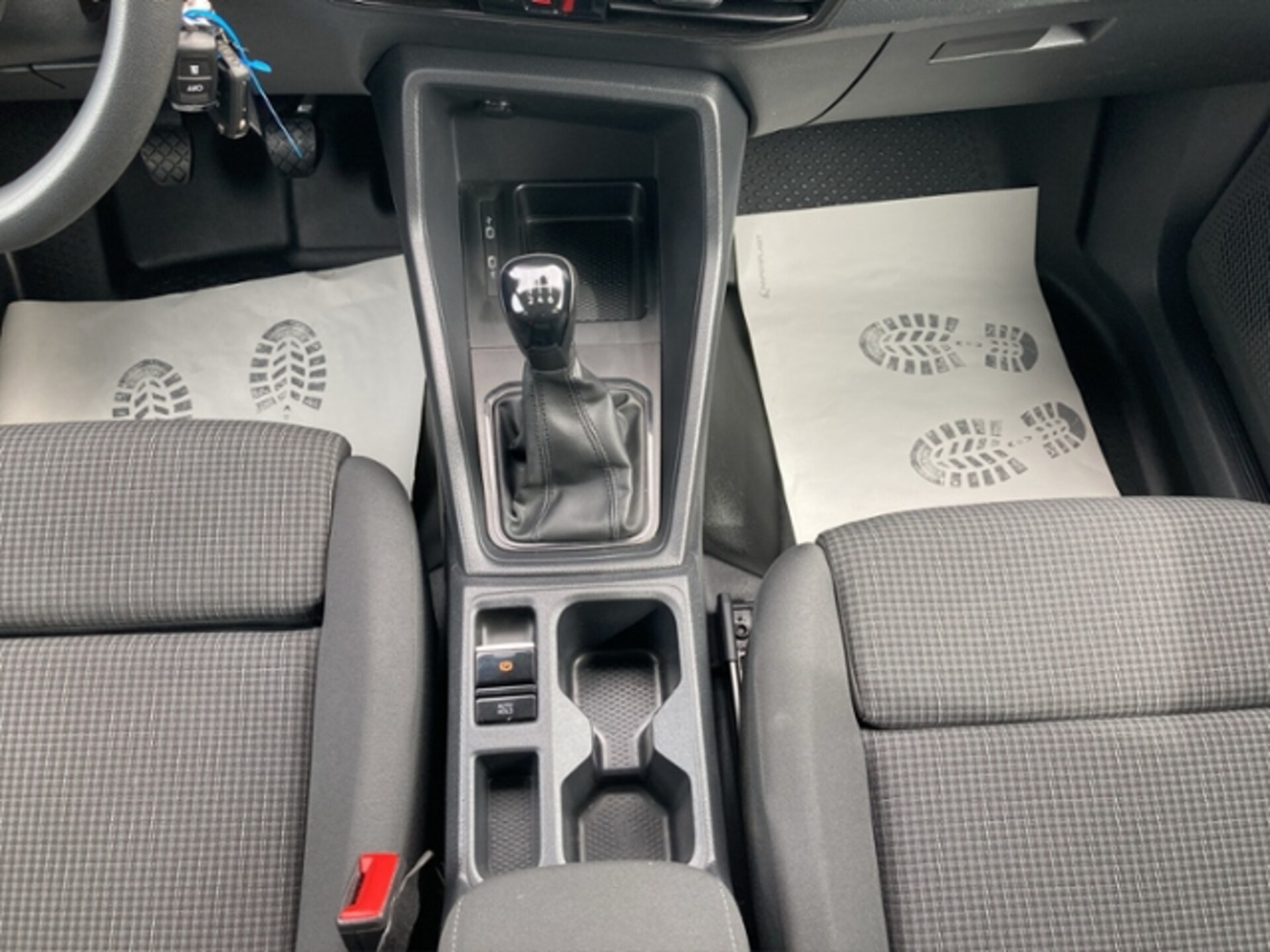 Volkswagen Caddy Basis-Modell
