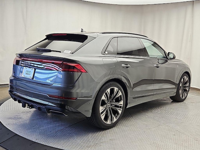 2026 Audi Q8