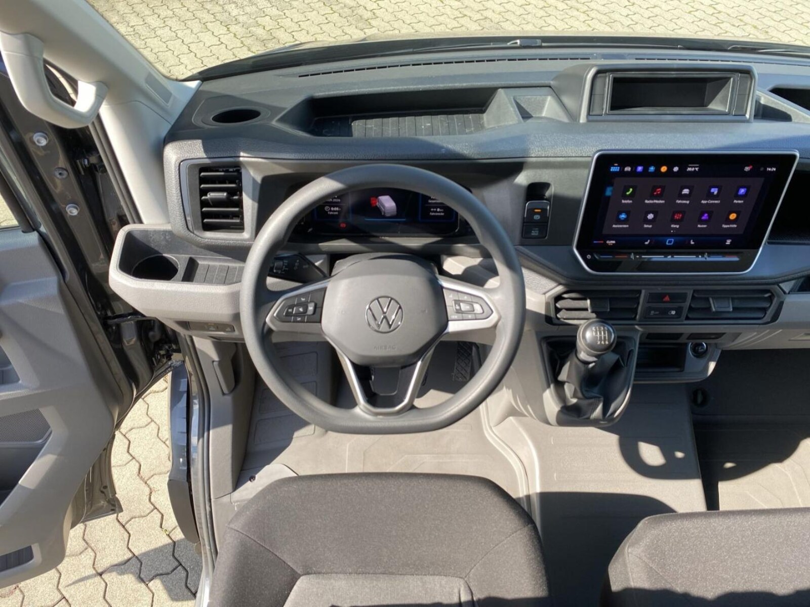 Volkswagen Crafter Kasten mittlerer Radstand – Bild 6