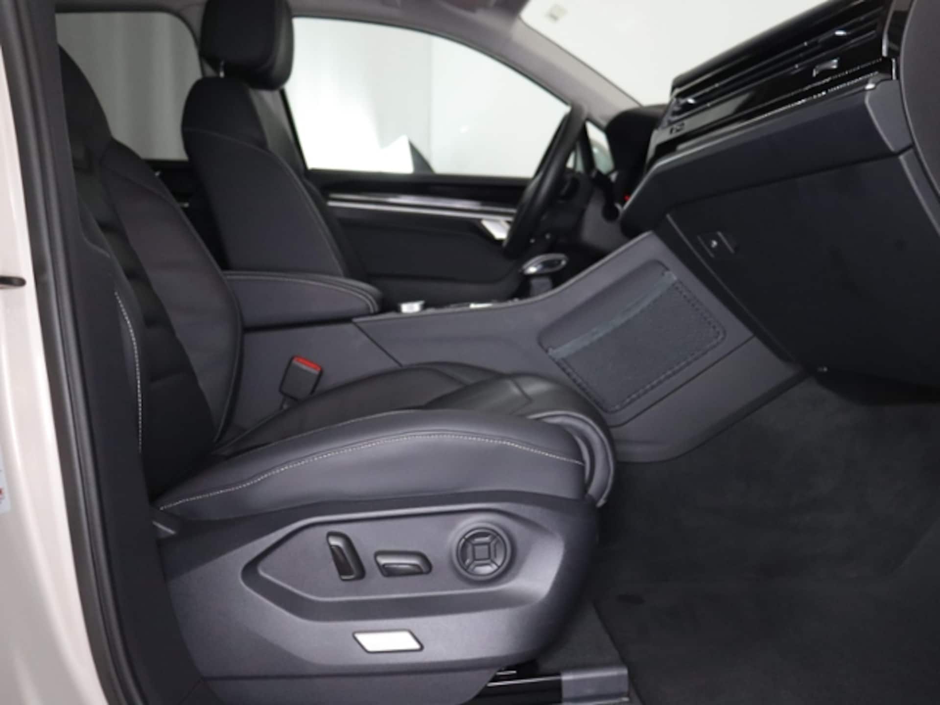 Volkswagen Touareg Basis-Modell