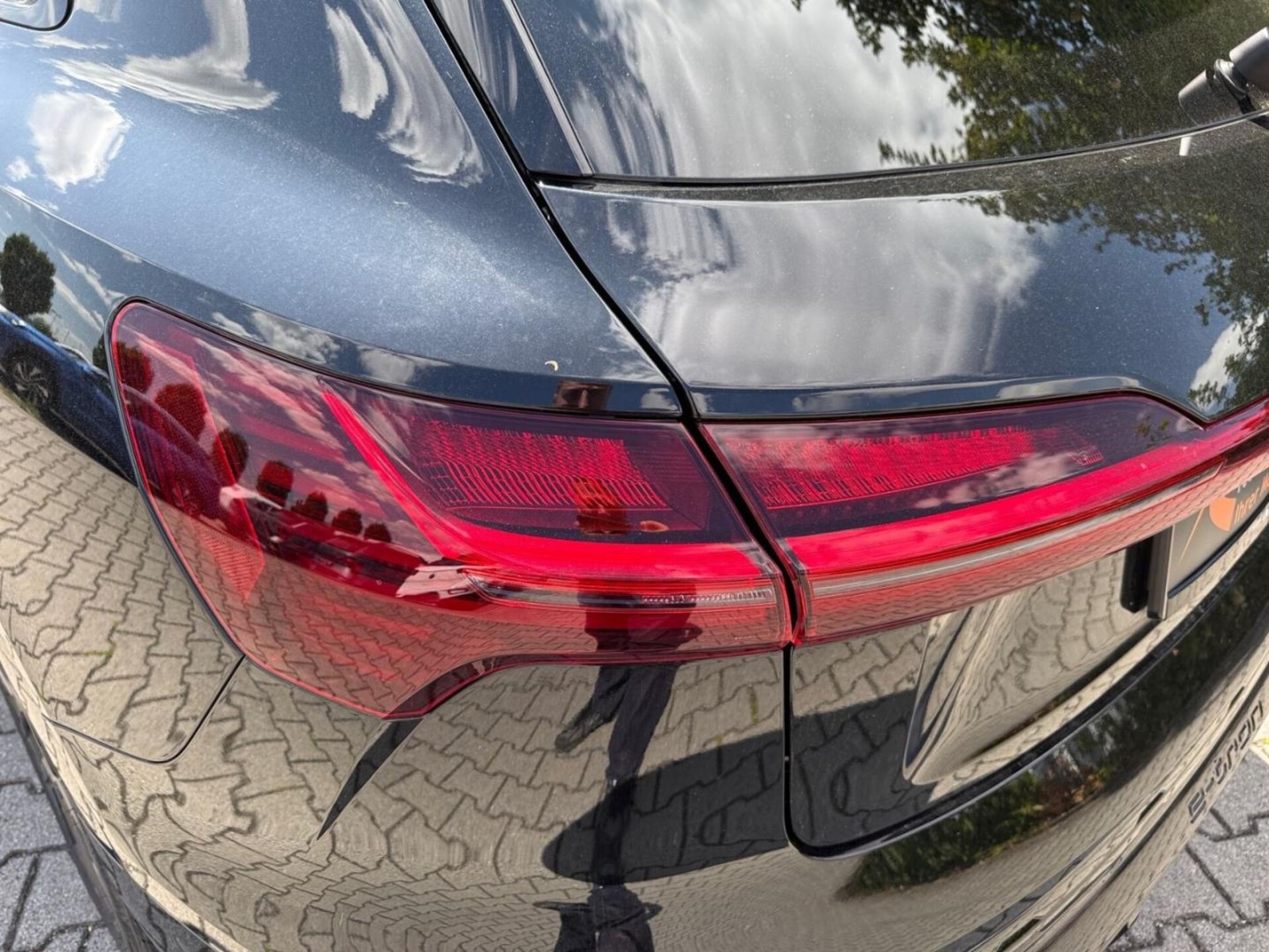 Audi Q8 e-tron S line