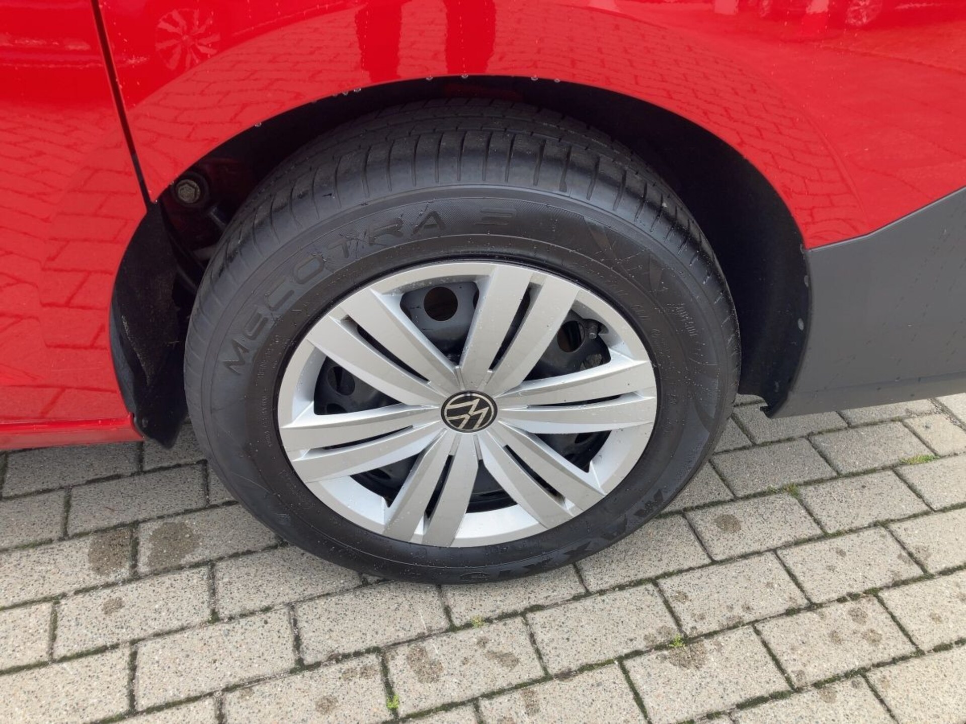 Volkswagen Caddy Maxi Basis-Modell