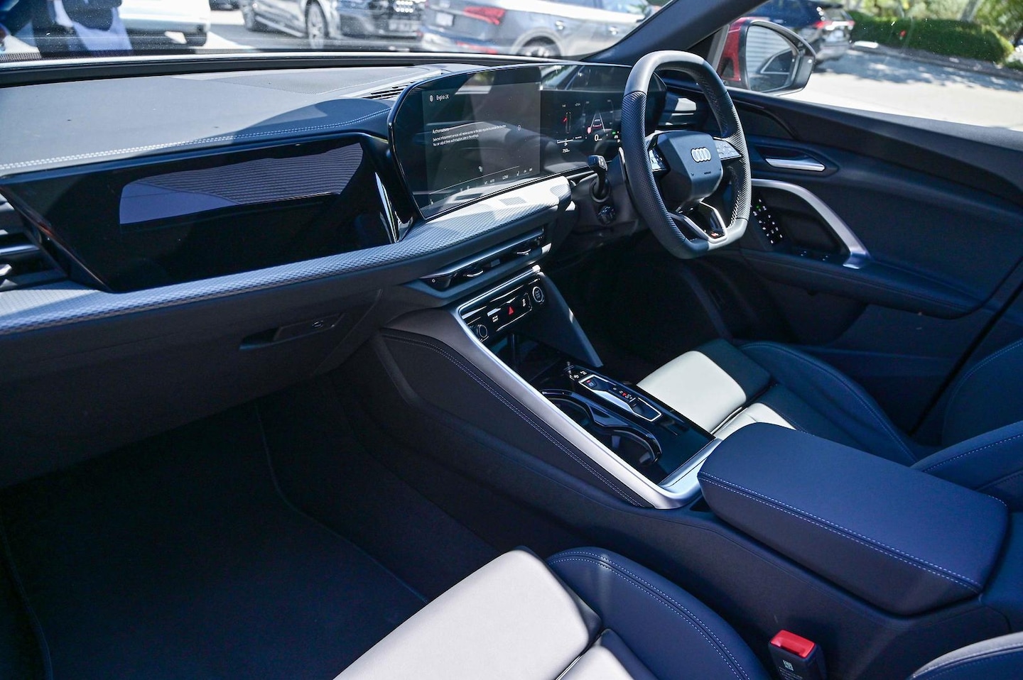 Image about Audi Q5 SUV TDI quattro 150 kW sport