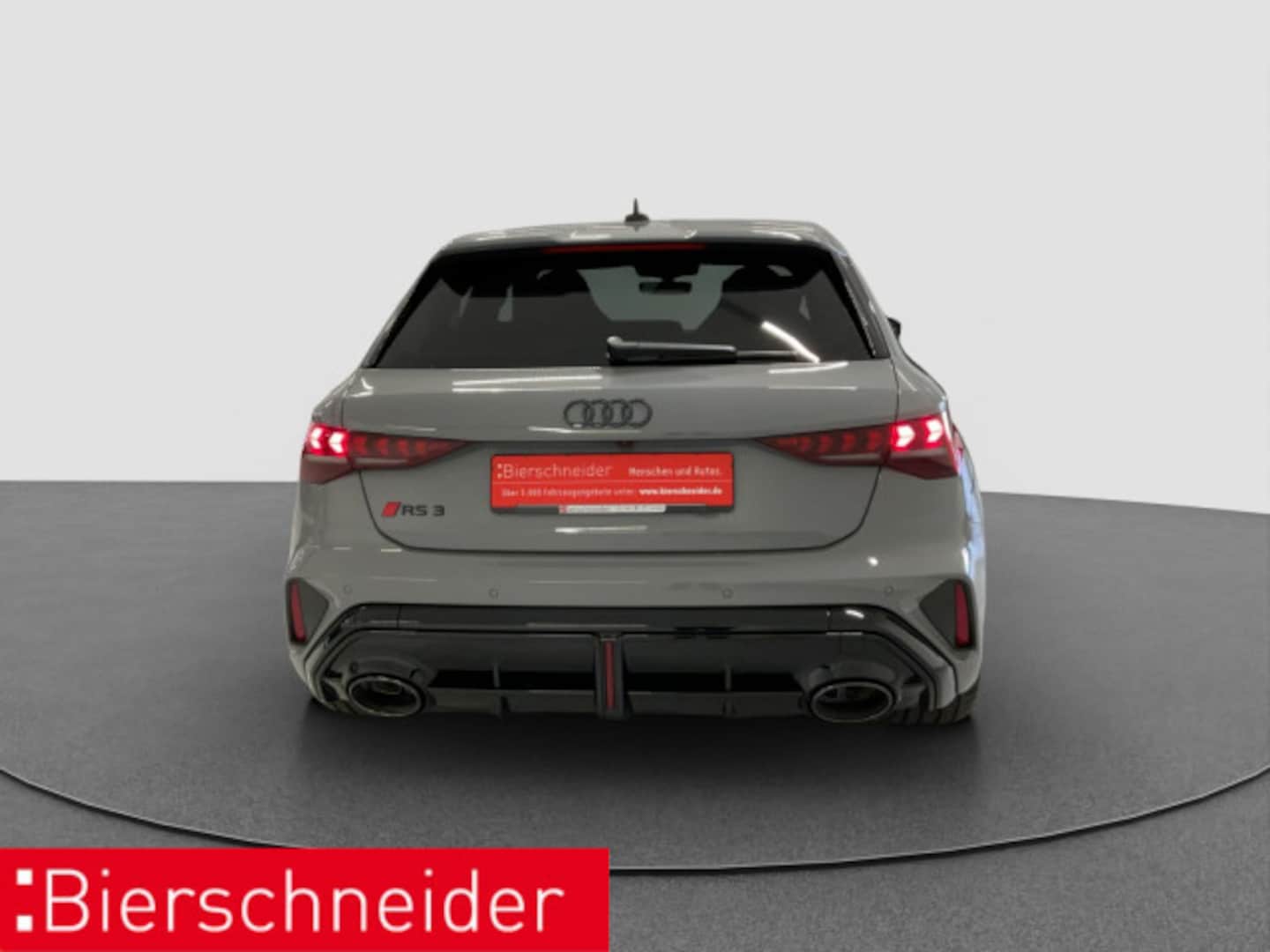 Bild über Audi RS 3 Sportback TFSI quattro 294 kW S tronic - für weitere Informationen kontaktieren Sie den Audi Partner