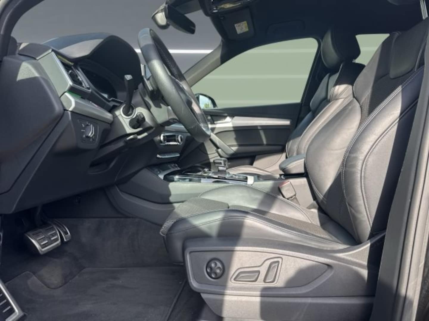 Bild über Audi Q5 45 TFSI quattro S tronic - für weitere Informationen kontaktieren Sie den Audi Partner