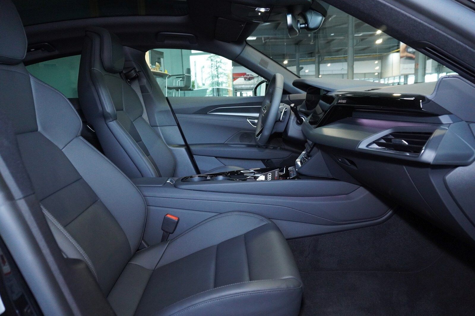 Image about Audi e-tron GT e-tron quattro