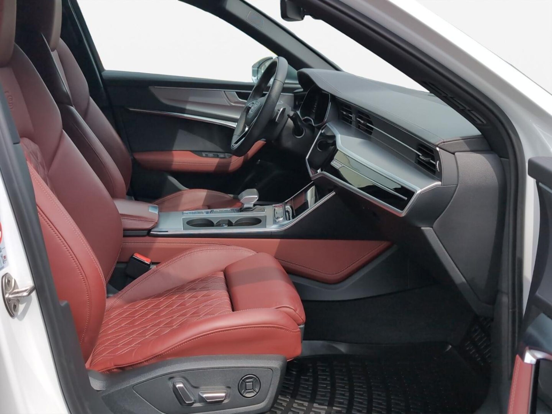 Audi S6 Avant