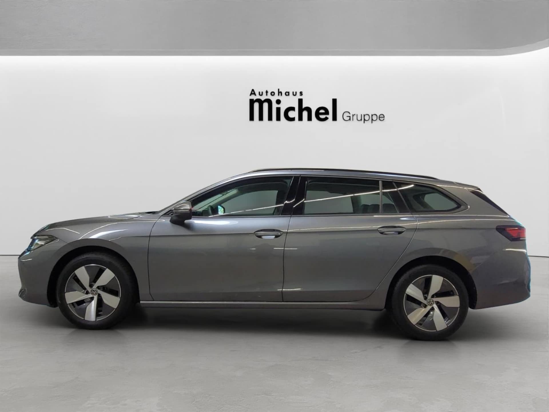Volkswagen Passat Basis-Modell