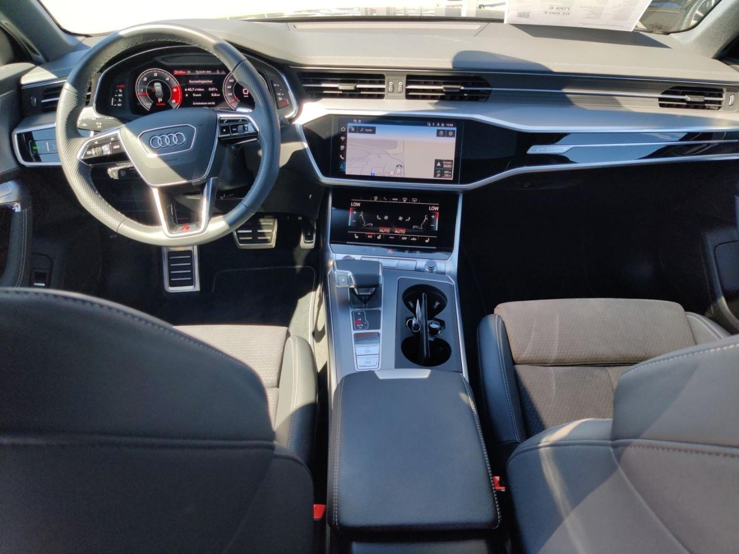 Bild über Audi S6 Avant TDI quattro tiptronic - für weitere Informationen kontaktieren Sie den Audi Partner