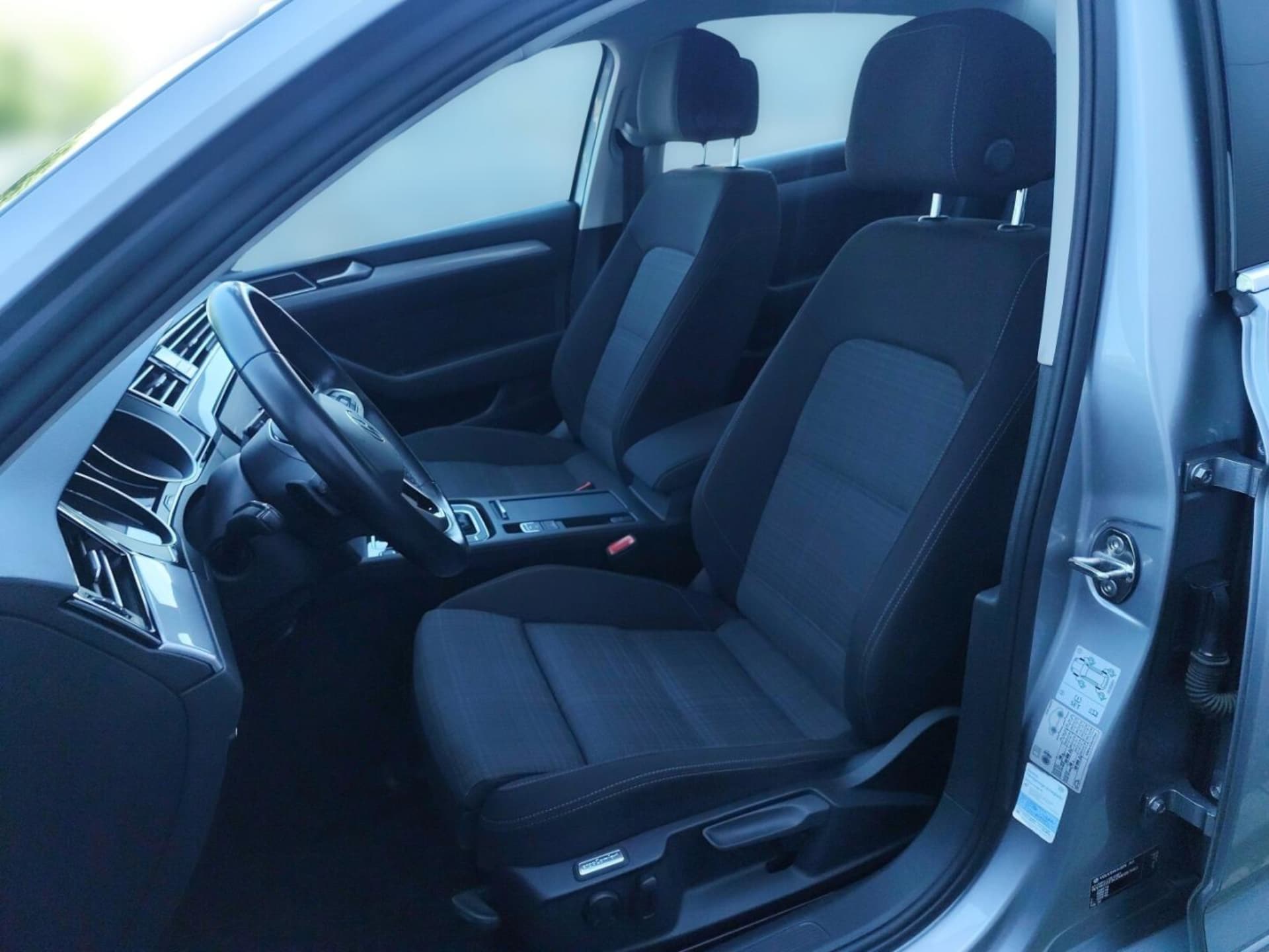 Volkswagen Passat Business