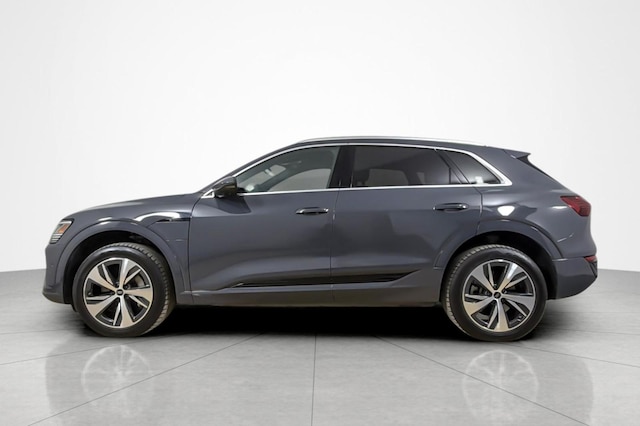 2024 Audi Q8 e-tron
