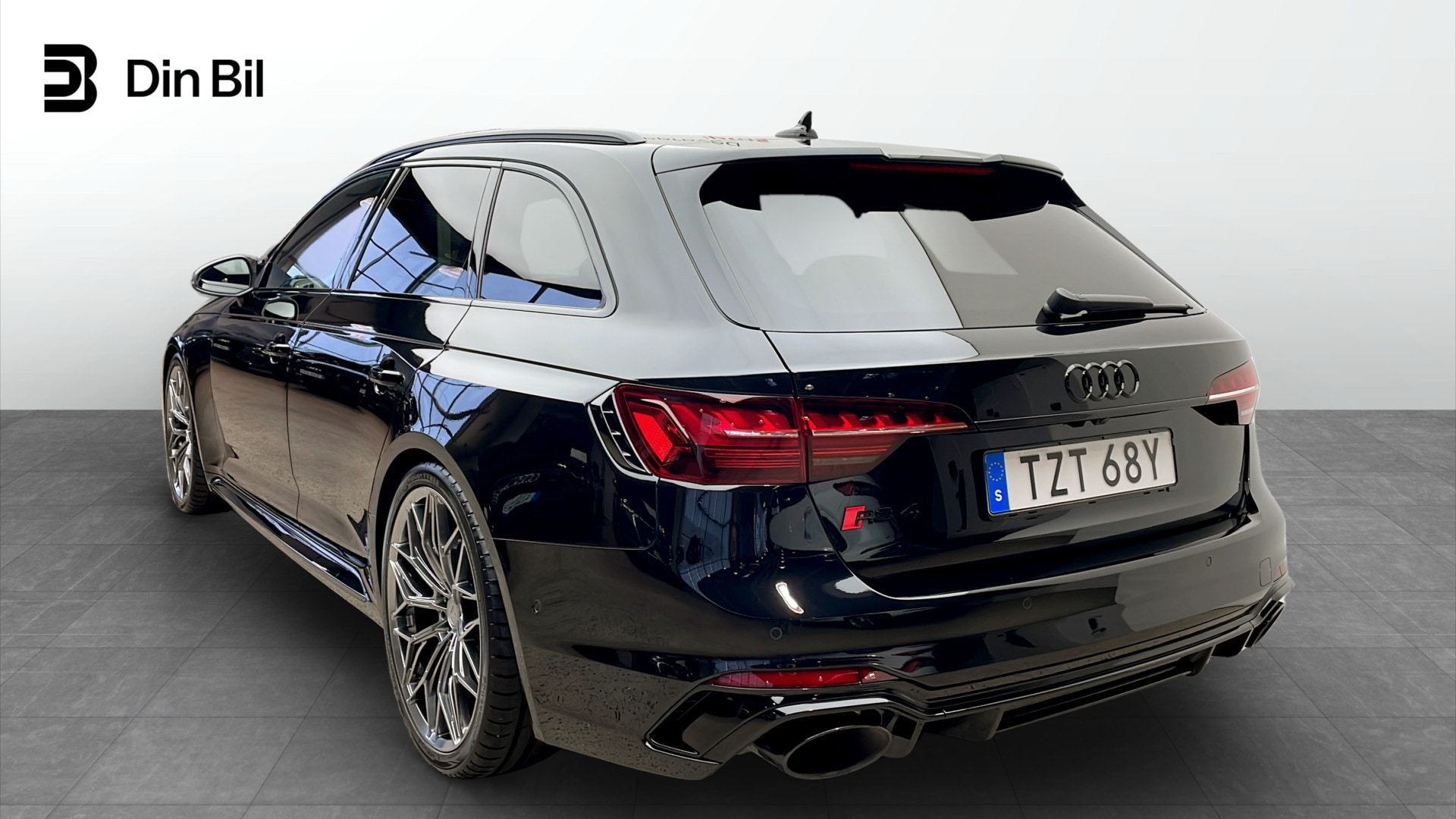 Image about Audi RS 4 Avant RS 4 Avant 450 hk tiptronic