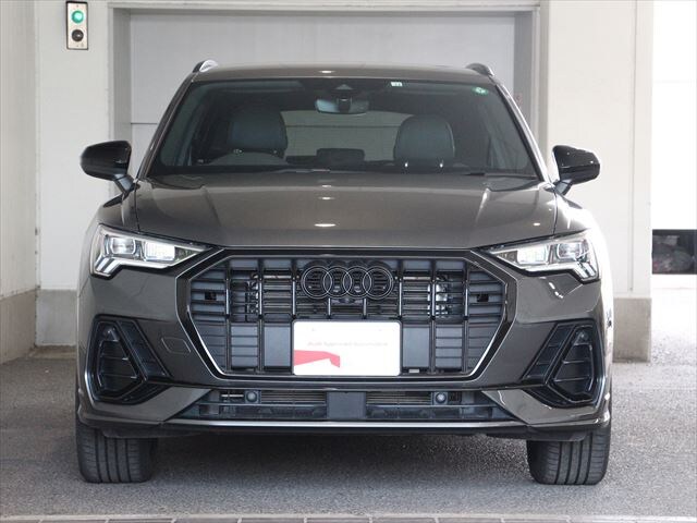 Audi Q3 35 TFSI S line 110(150) kW(PS) S tronic for more details contact your dealer