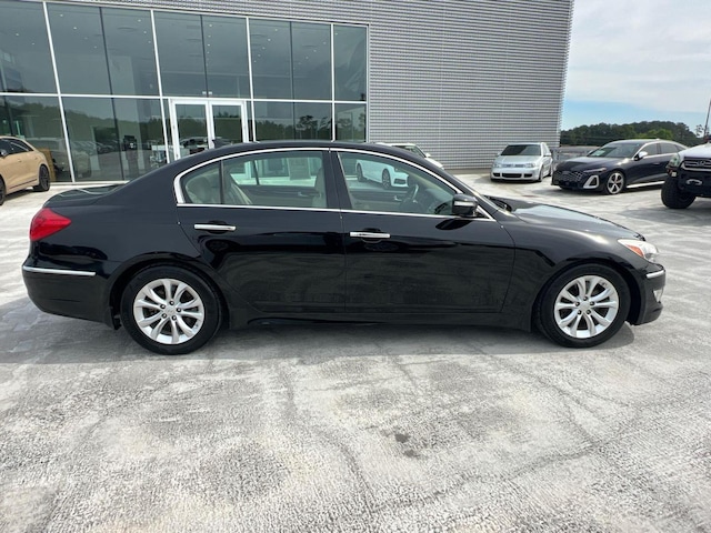 2013 Hyundai Genesis