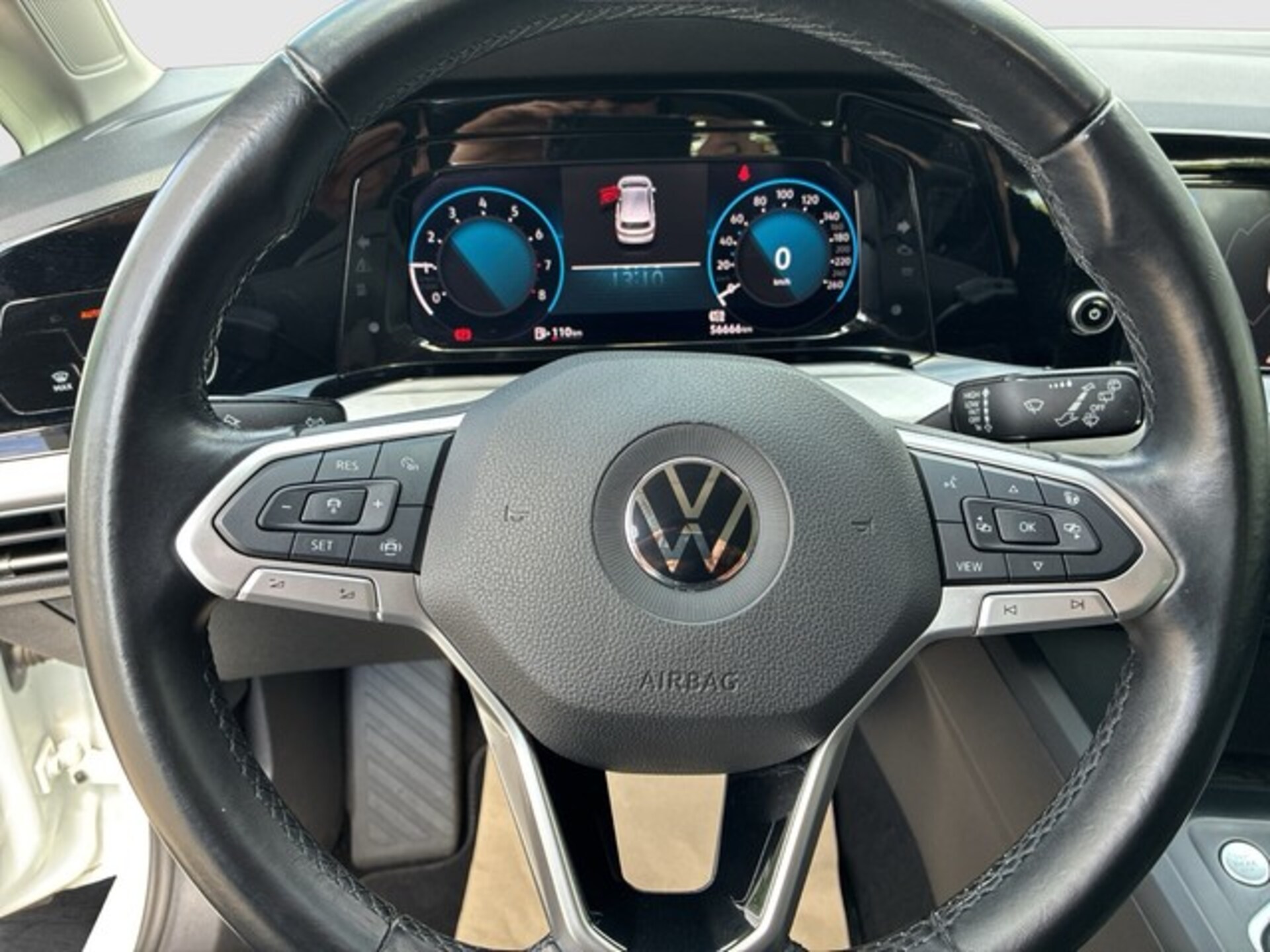 Volkswagen Golf Life