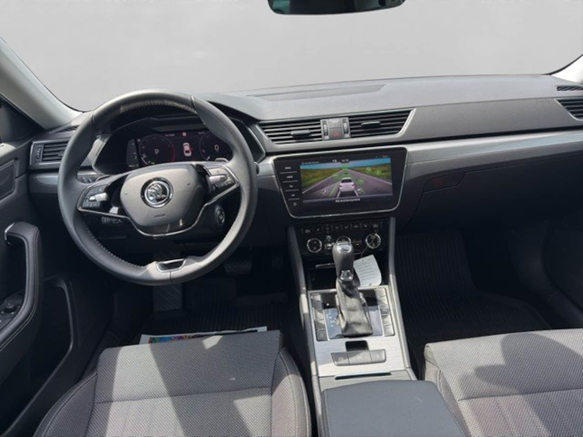 Skoda Superb Style