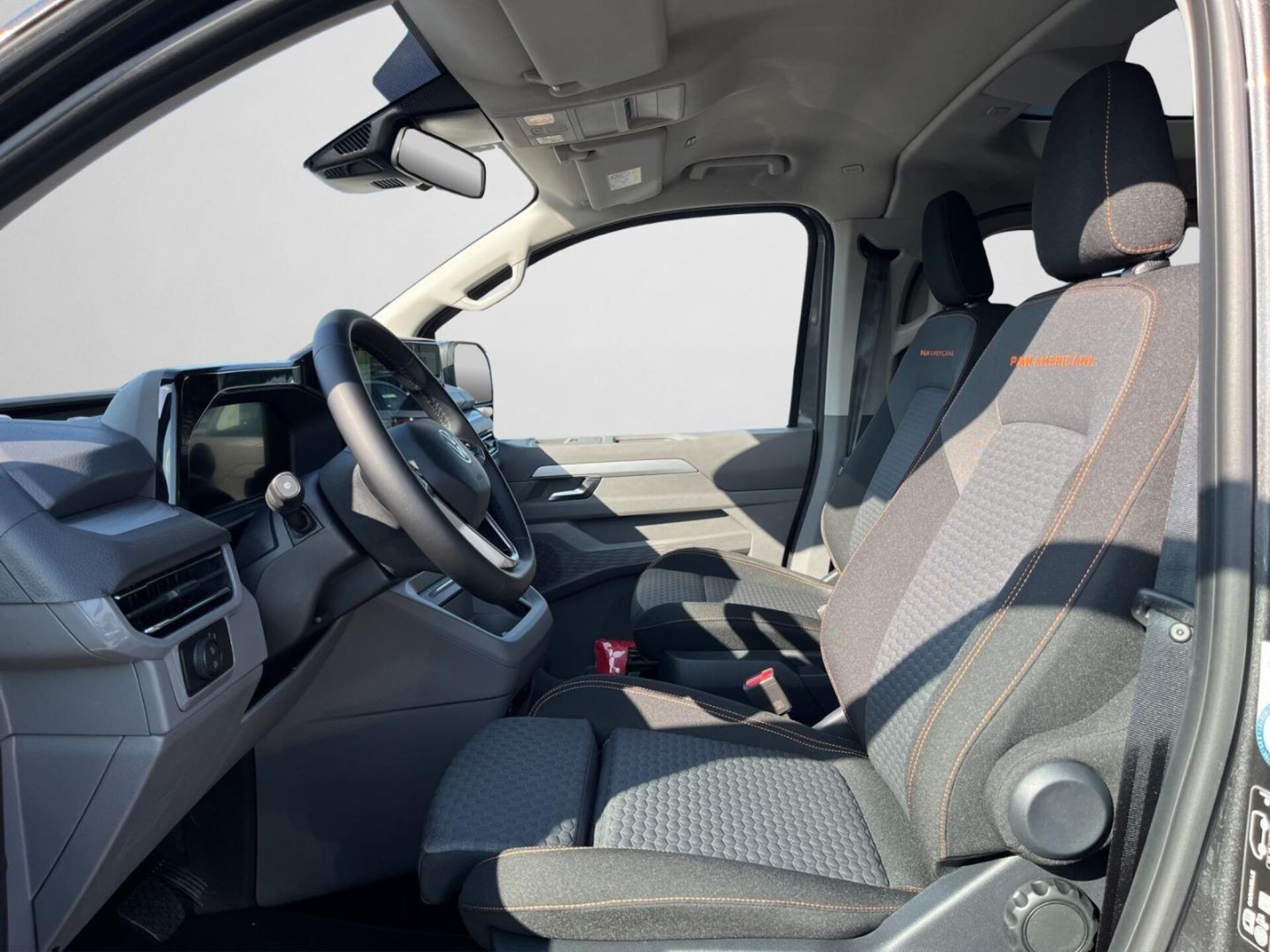 Volkswagen e-Caravelle Life