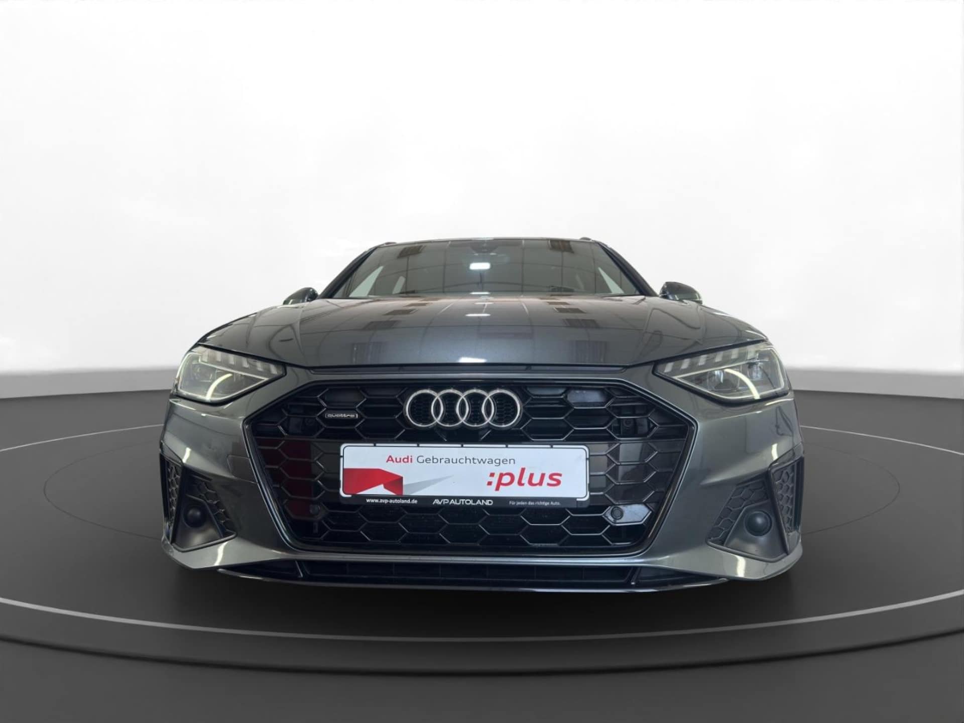 Audi A4 Avant S line