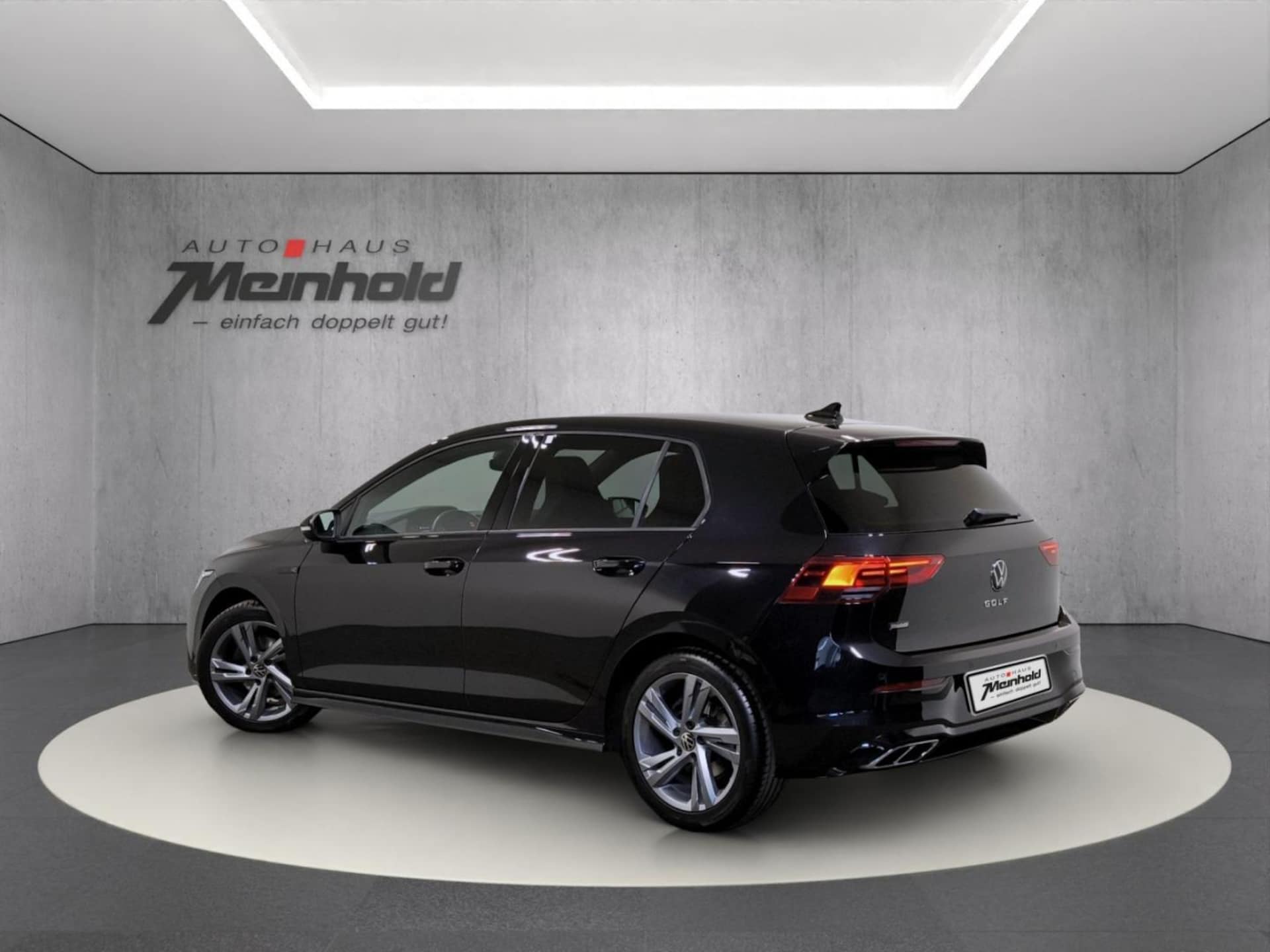 Volkswagen Golf R-Line