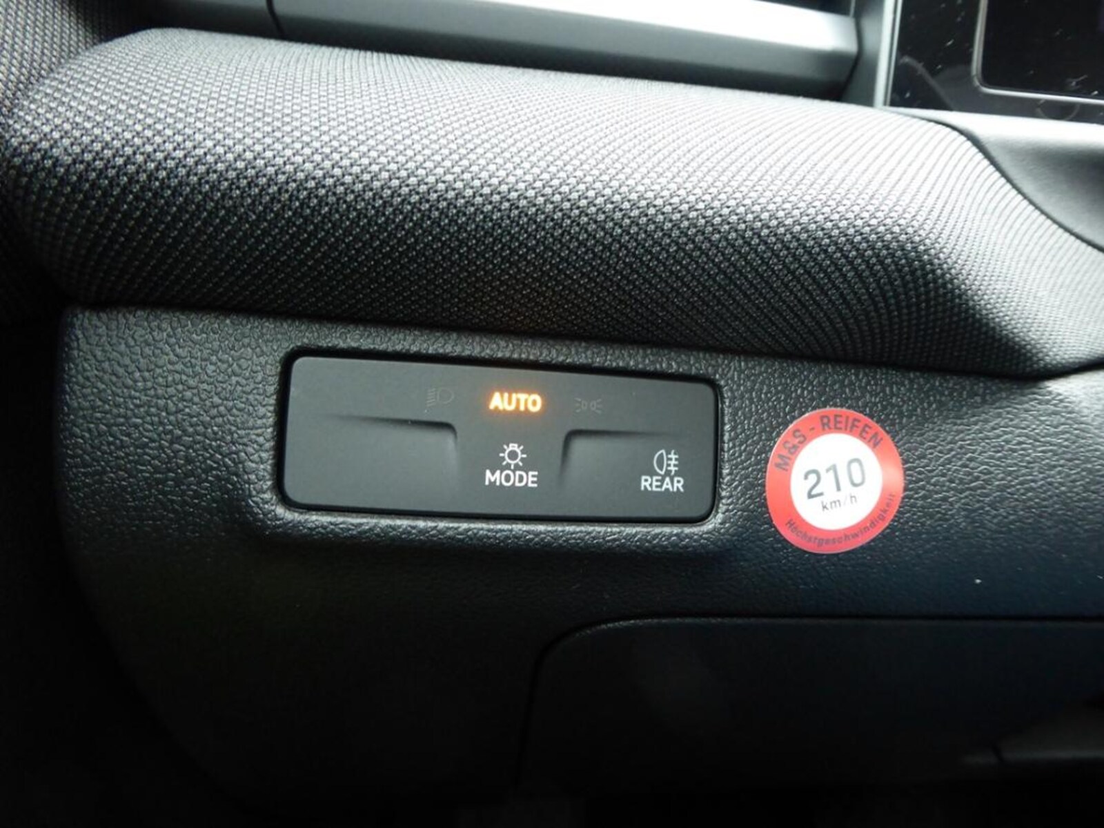 Volkswagen T-Roc – Bild 14