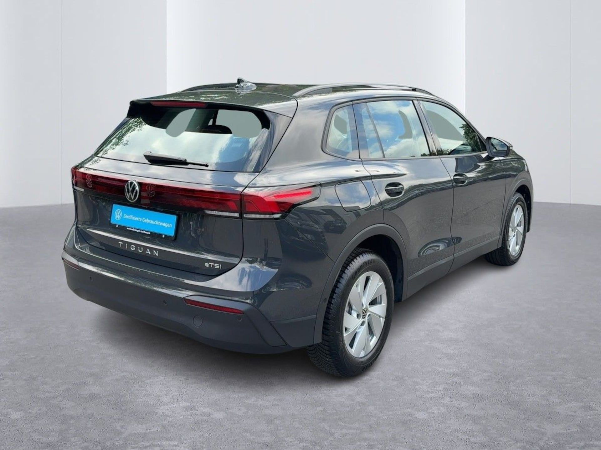 Volkswagen Tiguan Basis-Modell