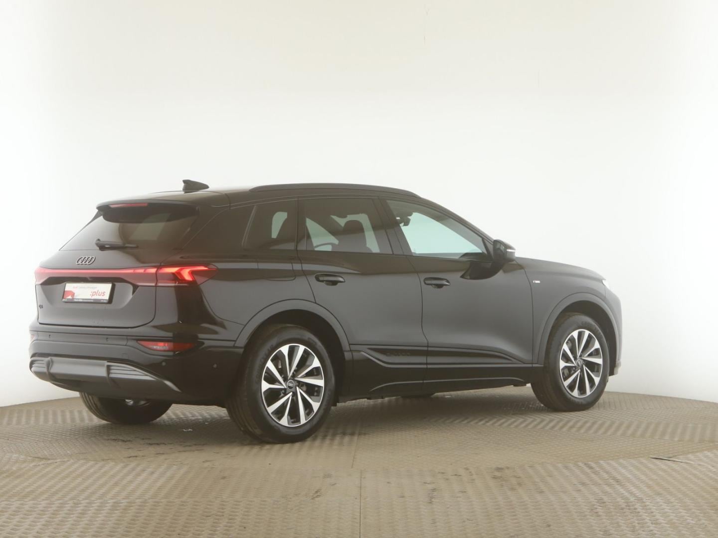 Bild über Audi Q6 SUV e-tron e-tron - für weitere Informationen kontaktieren Sie den Audi Partner