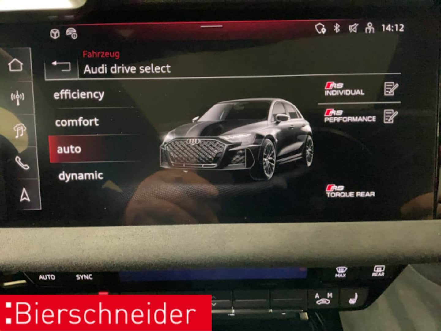 Bild über Audi RS 3 Sportback TFSI quattro 294 kW S tronic - für weitere Informationen kontaktieren Sie den Audi Partner