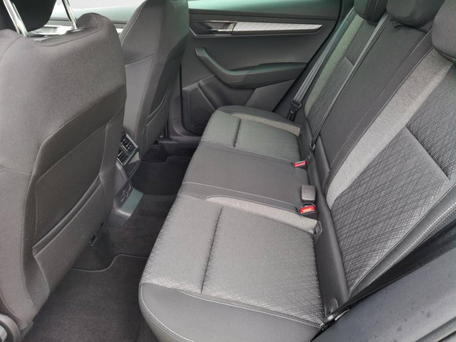 Škoda Karoq – Bild 12
