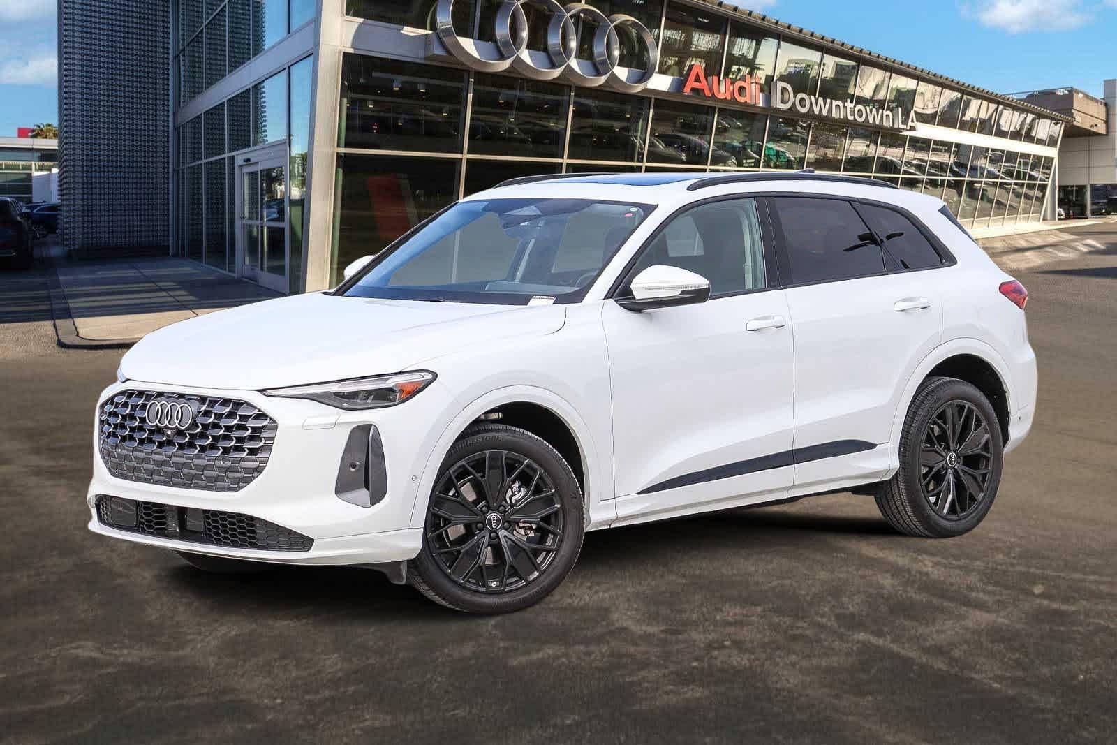 2025 Audi Q5 40 Premium Plus's photo