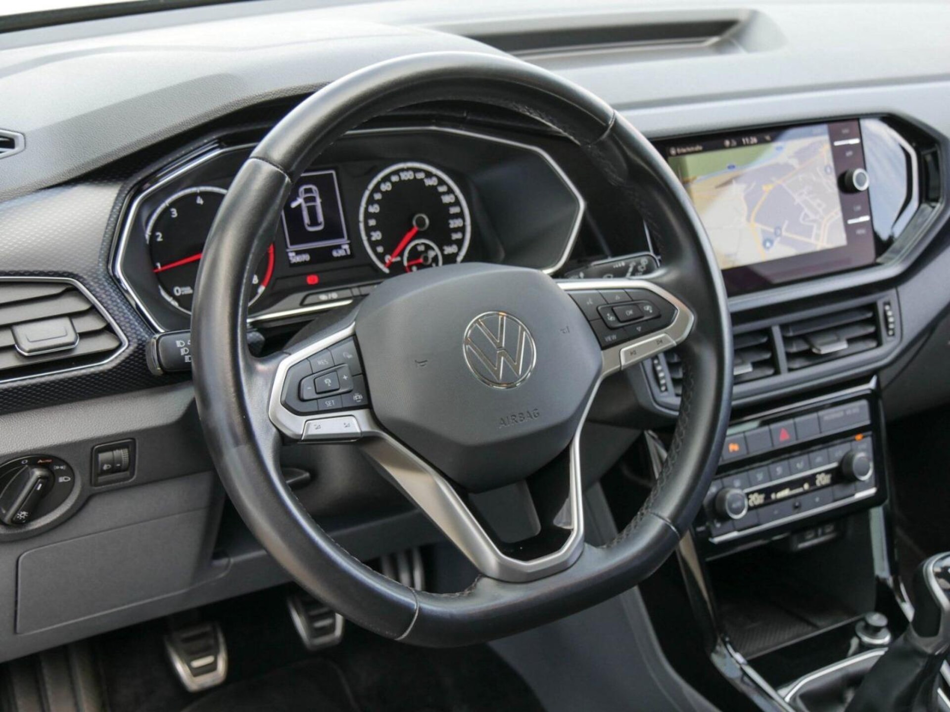 Volkswagen T-Cross United